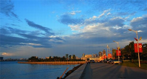 老由家黄焖鸡加盟需要具备哪些加盟